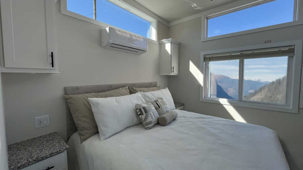 Great Outdoor Cottages Driftwood 300-K1