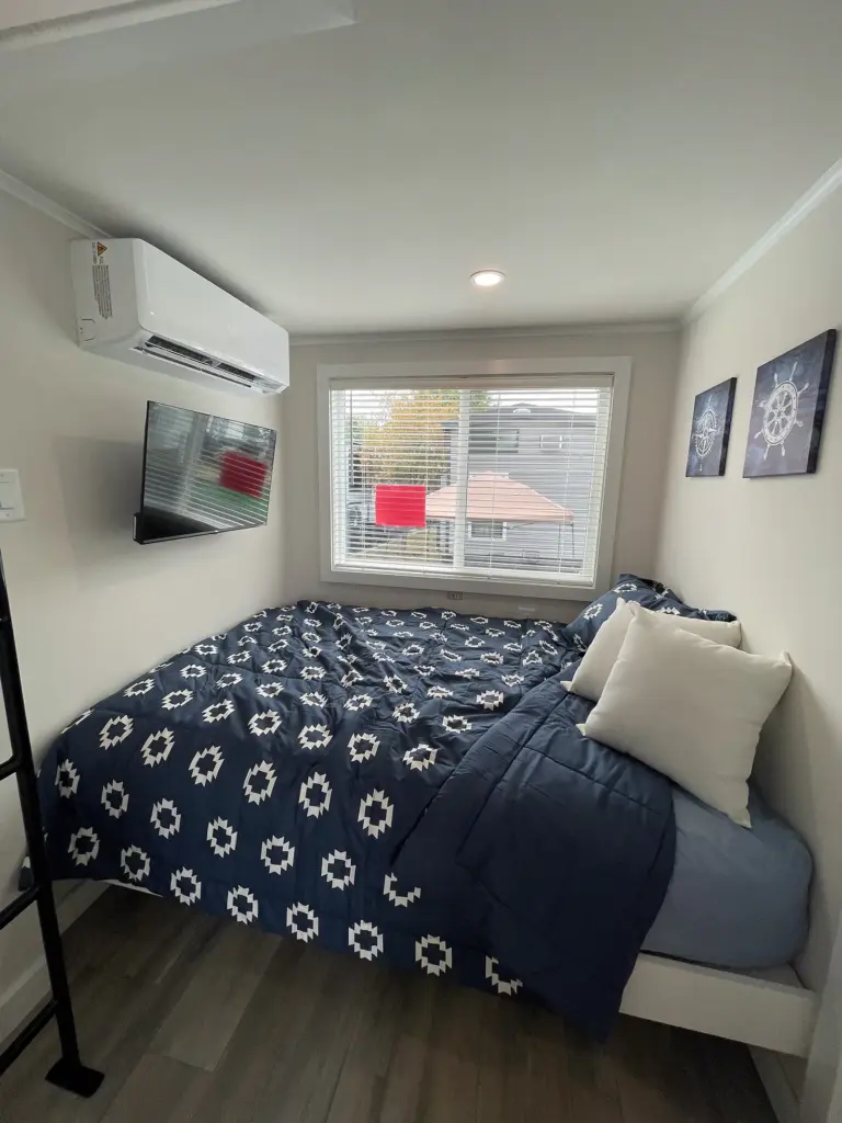 Great Outdoor Cottages Harbor 215-L-G3