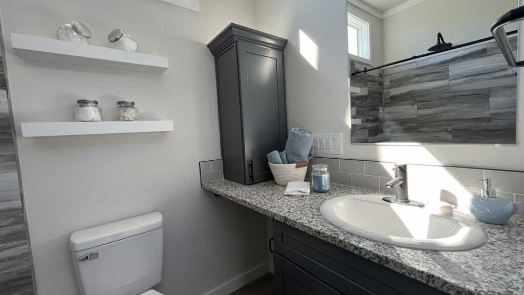 Great Outdoor Cottages Driftwood 300-K1