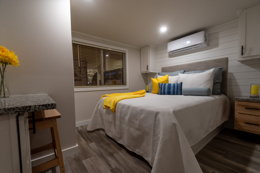 Great Outdoor Cottages Escape 200-L