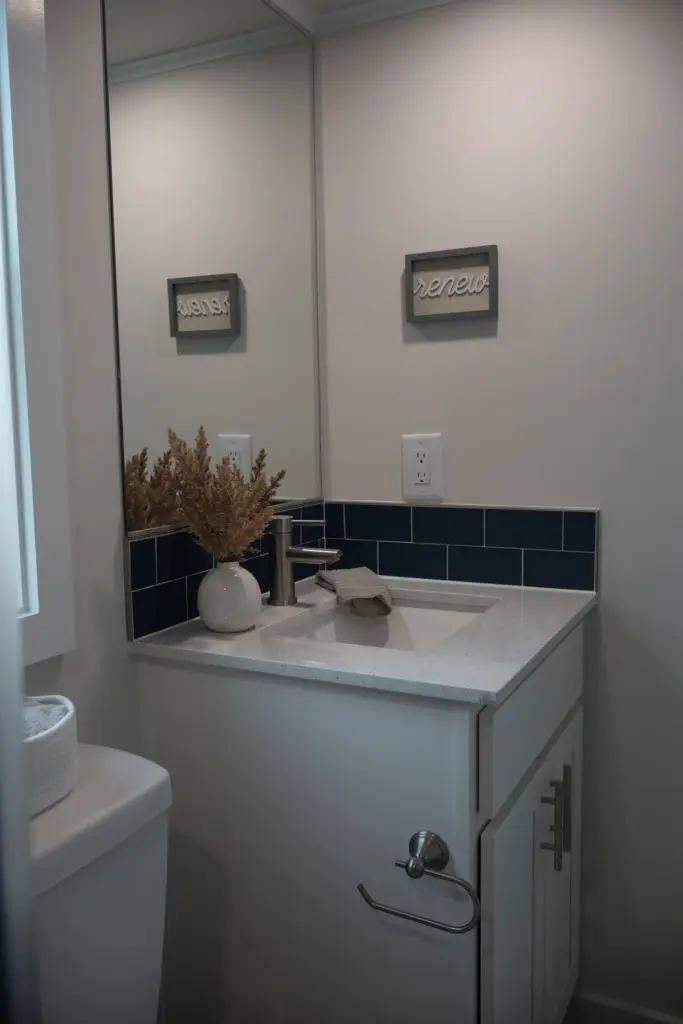 Great Outdoor Cottages Harbor 215-L-G3