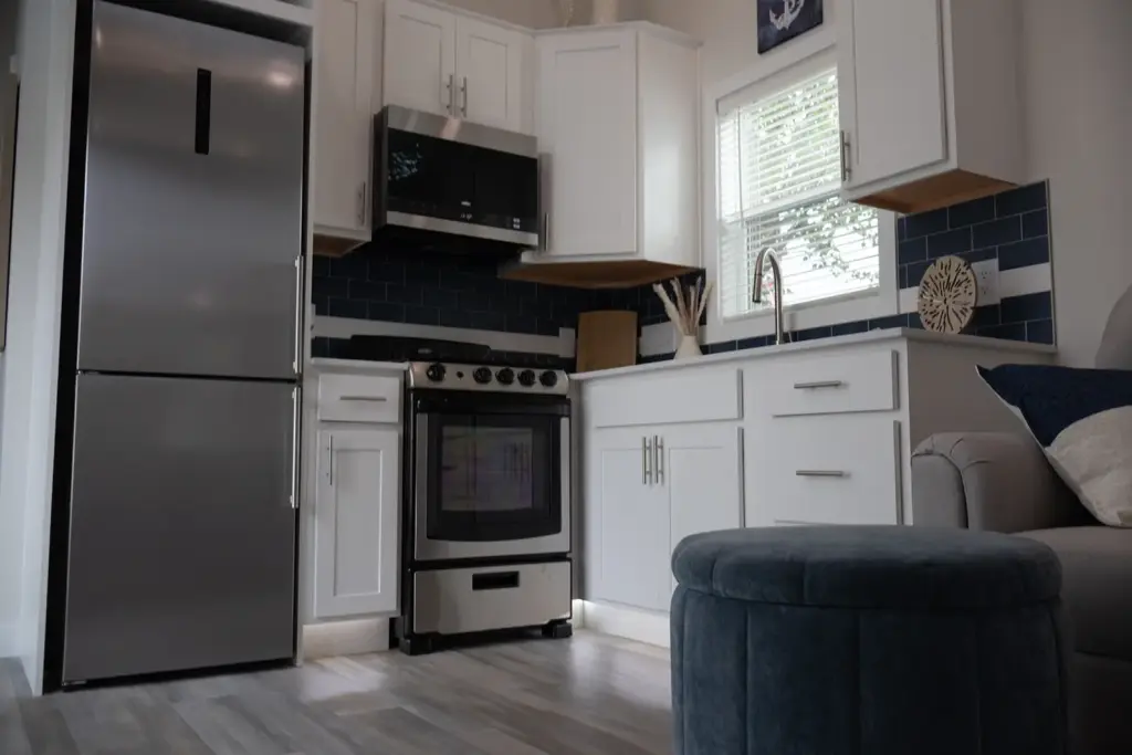 Great Outdoor Cottages Harbor 215-L-G3